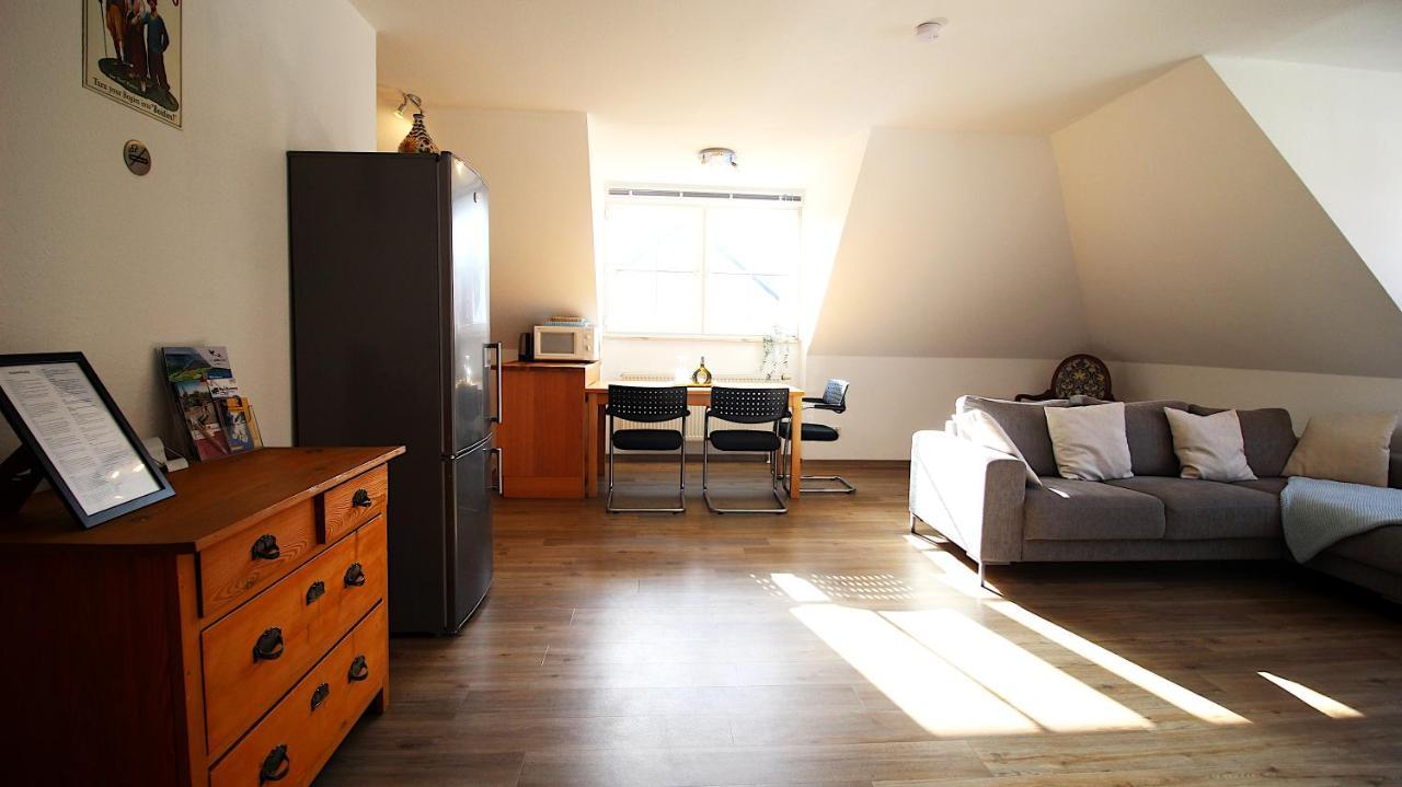 Homie Stay Zell - Apartment Mit Privatparkplatz Zell am Main Экстерьер фото