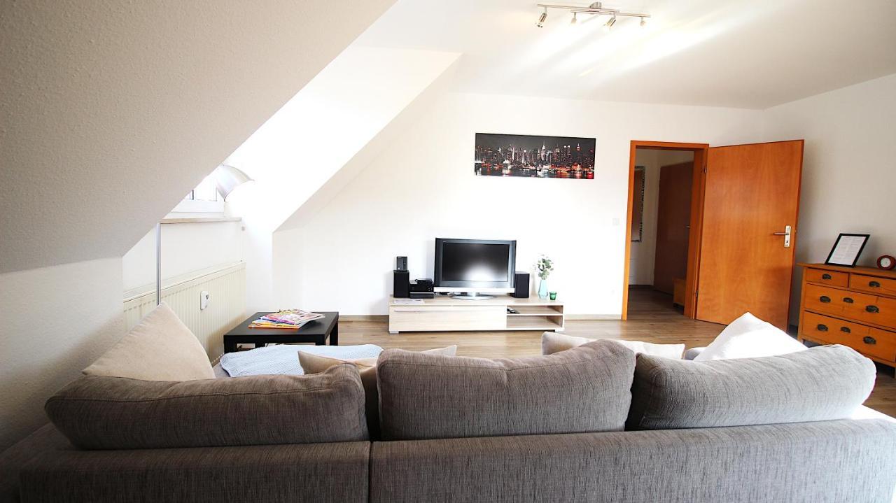 Homie Stay Zell - Apartment Mit Privatparkplatz Zell am Main Экстерьер фото