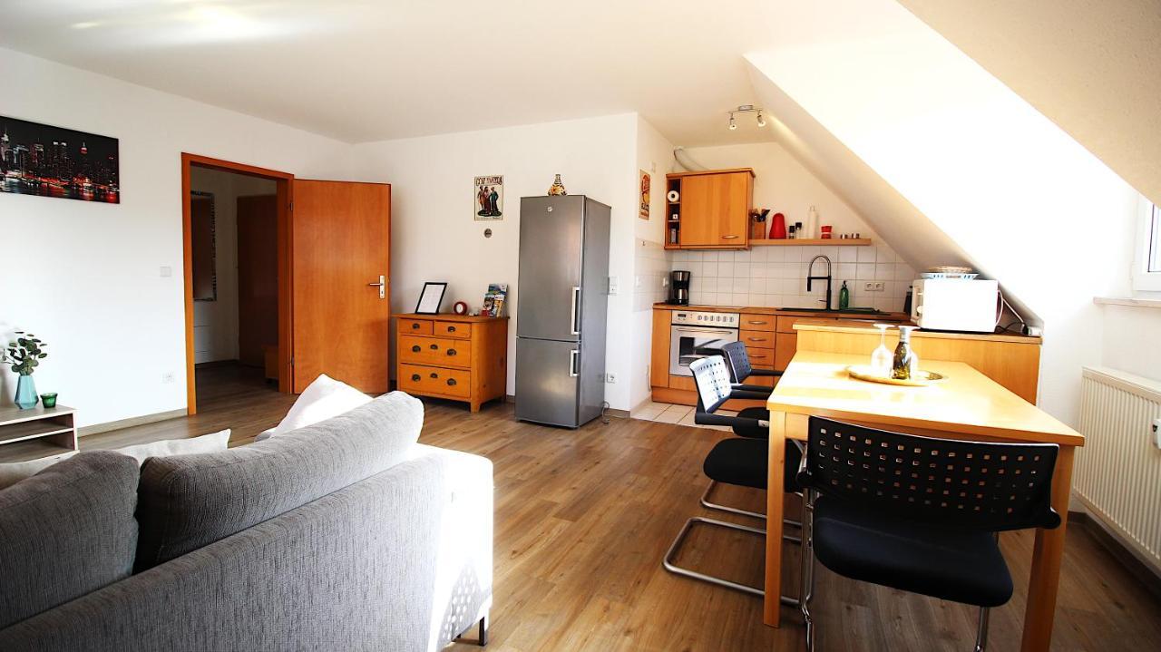 Homie Stay Zell - Apartment Mit Privatparkplatz Zell am Main Экстерьер фото